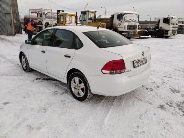 Продажа от собственника!   Автомобиль Фольксваген Поло 2014 г.  в.   в хорошем состоянии,   г.   Москва — фото 3